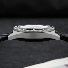 Altavaro_Apex_V2_Black