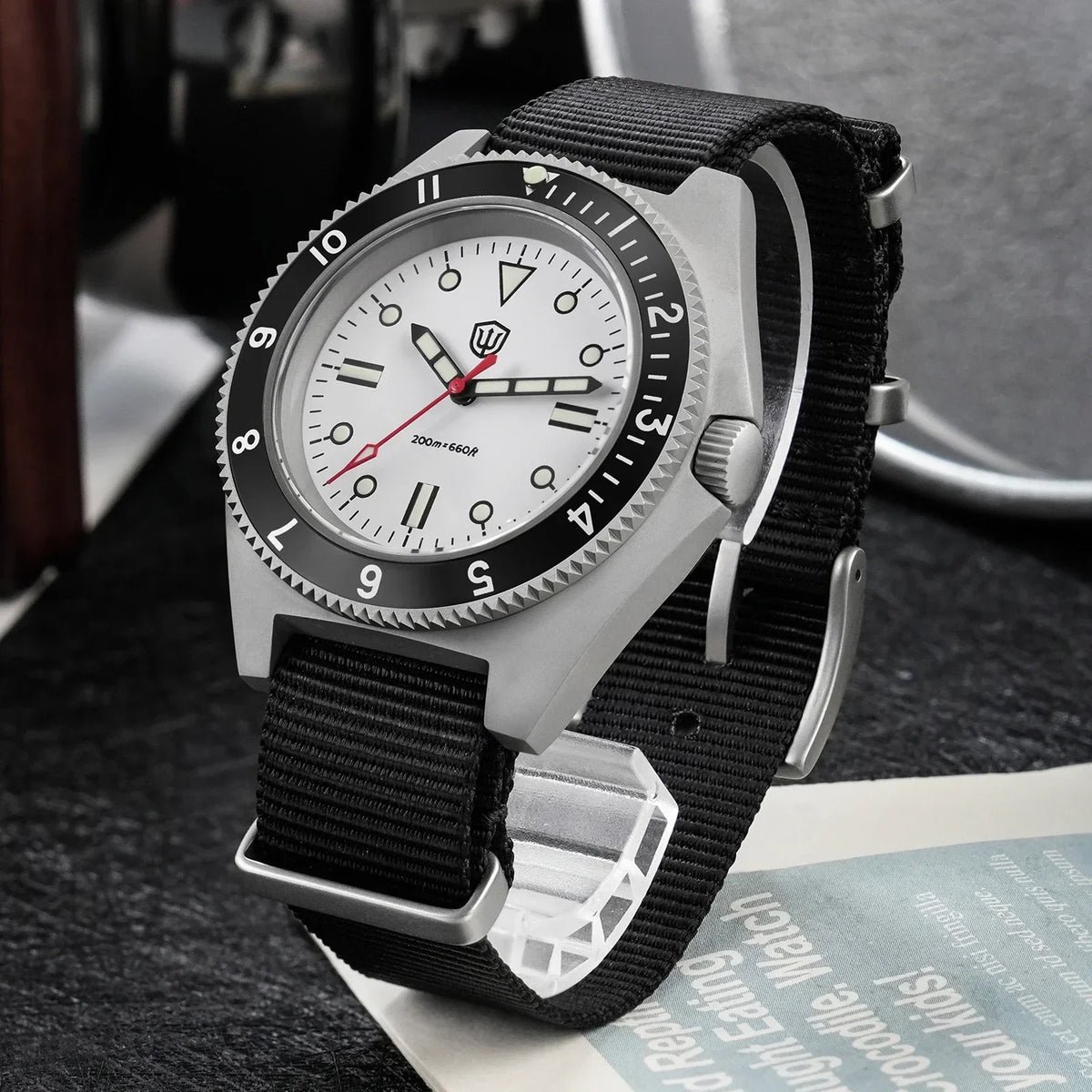 Altavaro_Apex_V2_Black