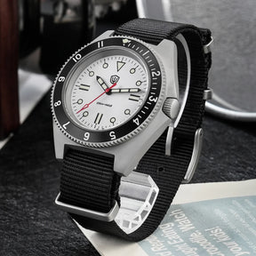 Altavaro_Apex_V2_Black