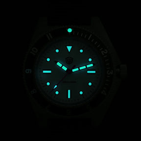 Altavaro_Apex_V2_Black
